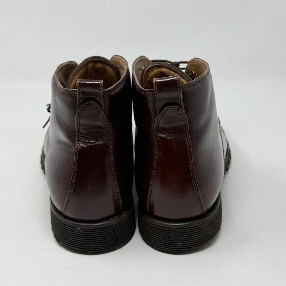 Rockport Chukka Boots Mens 9.5 D Brown Leather Casual Vibram Soles Gorpcore